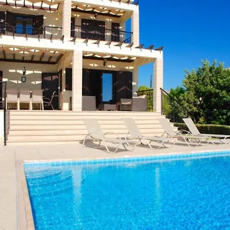 Villa “relax At Your Private Infinity Pool With Sea View″demeter Kouklia