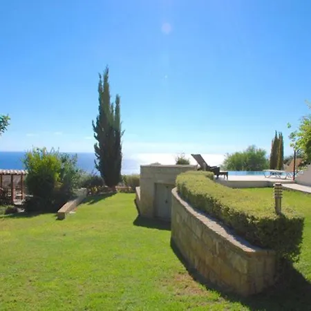 “relax At Your Private Infinity Pool With Sea View″demeter